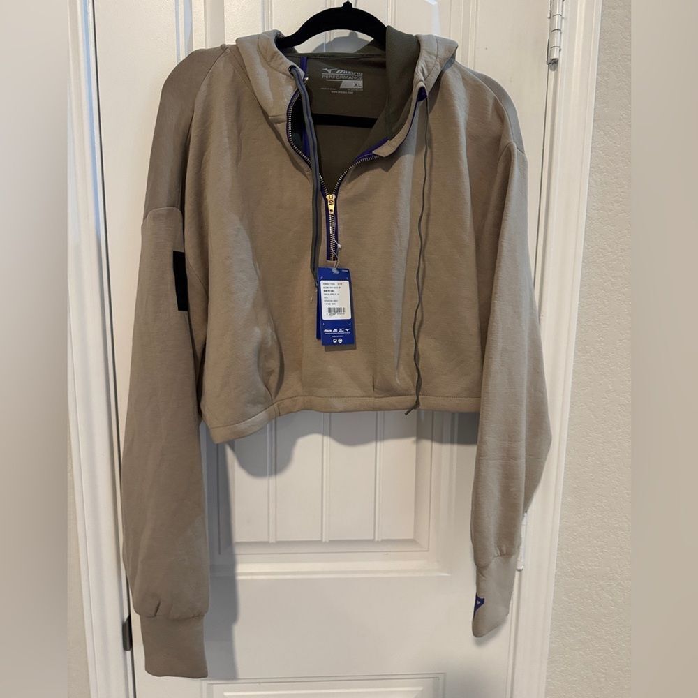 Mizuno Tan Cropped Hoodie Ronda rousey streetwear grunge streetwear baggy